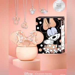 RARE Disney Minnie Mouse Charmed Aroma Candle with Minnie Mouse Necklace Insi…